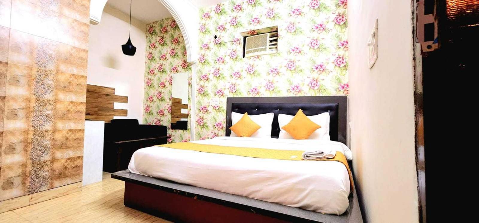 Hotel O Cloud New Delhi Bagian luar foto